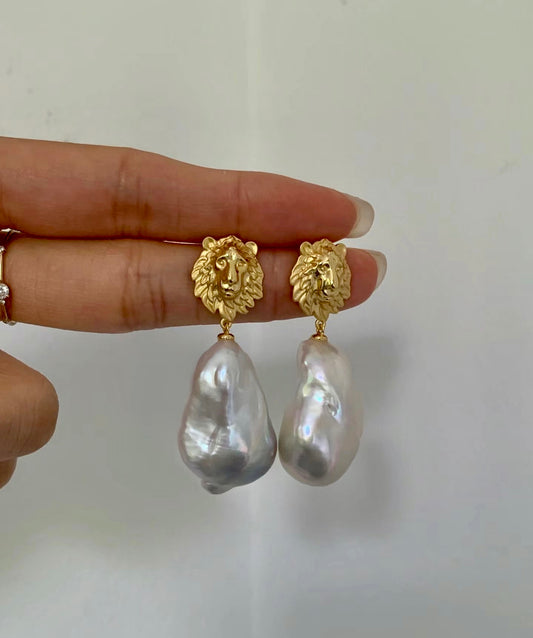 Nucleated  Barque White Freshwater Pearls Earrings